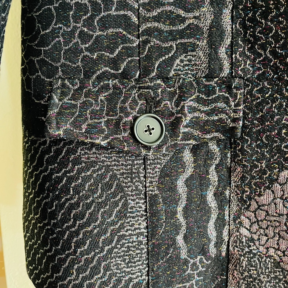 Chico’s woman’s metallic brocade jacket, Black/Silver, size 0 beautiful pattern- - Picture 13 of 16